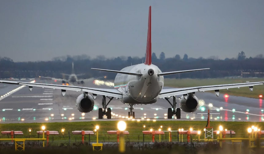 Самолет Royal Flight, летевший в Екатеринбург, оказался в Дели