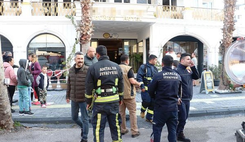 В отеле Антальи из-за пожара эвакуировали туристов
