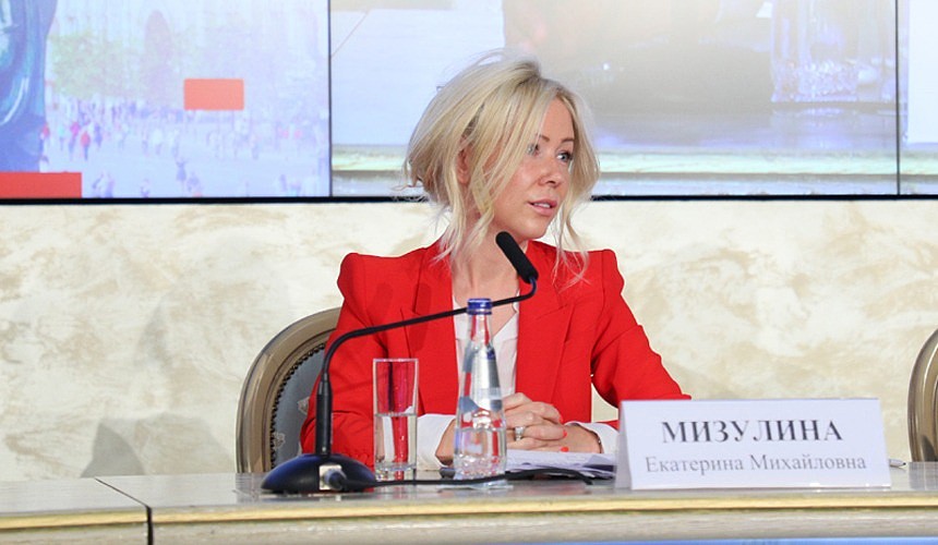 Туристов предупредили о мошенниках, продающих поддельные ПЦР-тесты и вакцины от коронавируса