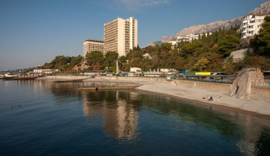 Отели Крыма  привлекают туристов ценами и трансферами