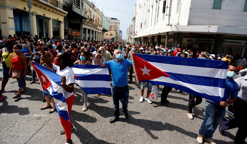 Посол РФ: нет оснований рекомендовать туристам отказываться от поездок на Кубу