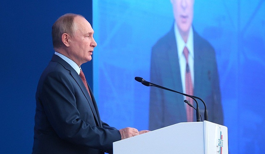 Путин заявил, что законопроект о COVID-сертификатах в общественных местах требует доработки