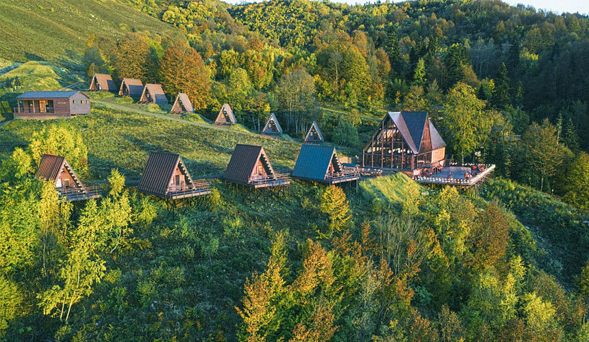 Курорт «Роза Хутор» и НИИУРС формируют нацстандарт зеленого строительства в туризме