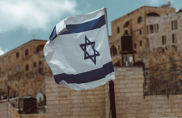 Израиль закрыл границы для иностранцев из-за нового штамма COVID-19