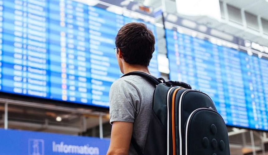 Отпуск туристов продлился из-за технической неисправности самолета