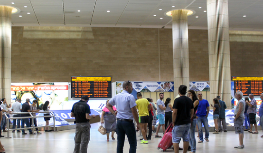 Перелет из Тель-Авива в Москву прямым рейсом обойдется от 100 тысяч рублей