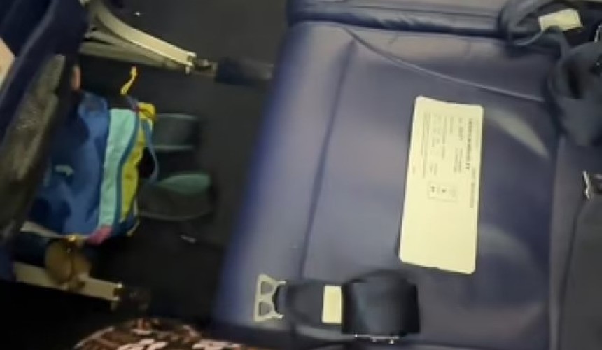 Туристка рассказала, как «толстякам» получить бесплатно соседнее кресло в самолете