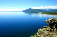 Байкал «задыхается» от туристов: нужно ли ограничивать доступ к заповедному озеру