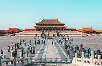 Китай открывается для туристов и возобновляет безвизовый въезд на Хайнань