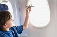 Совфед предлагает запретить рассаживать в самолетах родителей и детей до 12 лет