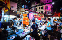 Туристы в Таиланде стали экономить на еде