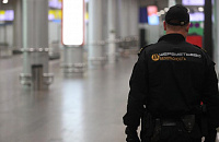 СМИ: мужчина угрожал взорвать терминал в Шереметьево
