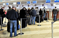 Депутат Слуцкий предложил сделать отдельные стойки регистрации в аэропортах для беременных