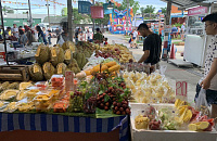 Туристы поделились опытом перевозки экзотических фруктов из Таиланда