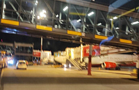«Сейчас все пассажиры взлетят на воздух»: из-за ложного сигнала рейс из Сочи задержали