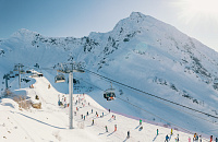 Открытие горнолыжного сезона в Сочи вызвало противоречивые отзывы туристов