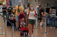Можно ли избежать многочасовых очередей в аэропортах Египта?