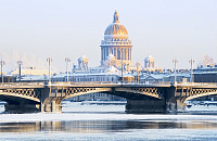 Туристы в Москве и Питере чаще заходят греться в кафе и музеи