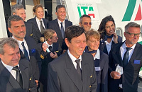 Пассажирам прекращающей работу авиакомпании Alitalia обещают вернуть деньги