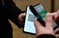 Введение QR-кодов на транспорте будет зависеть от уровня вакцинации в России