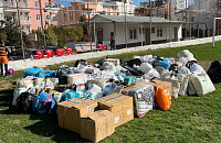Россияне в Турции участвуют в сборе вещей и едут в пострадавшие от землетрясений районы