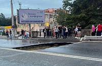 «Бюджет пилят, мосты падают»: крымчане обсуждают обрушение моста в Симферополе