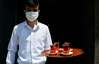 В Турции заявили о нехватке официантов и поваров