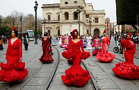 Испания планирует принимать иностранных туристов уже в мае