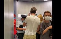 Отказавшийся надеть маску пассажир чуть не сорвал рейс из Сочи в Москву