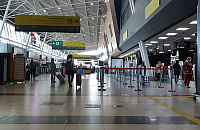 В аэропорту Казани массово задерживают и отменяют рейсы