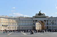 В Санкт-Петербург стали чаще приезжать туристы с детьми