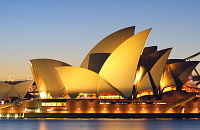 Глава Qantas призвал не затягивать с открытием границ Австралии для туристов